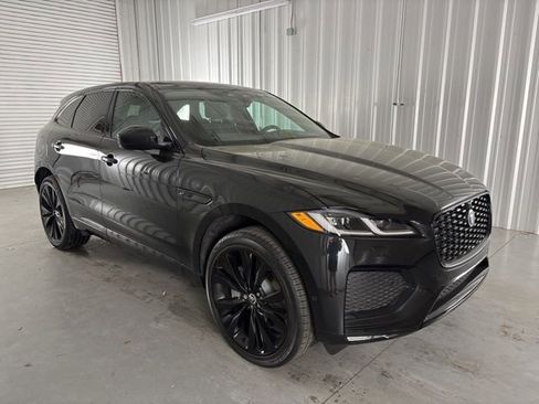Used 2026 Jaguar F-PACE R-Dynamic S image 4