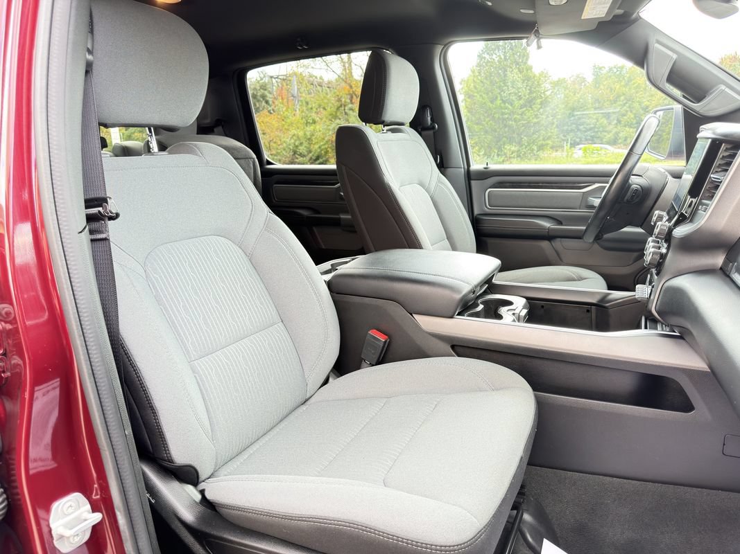 Used 2022 RAM 1500 Big Horn AWD/4WD image 33