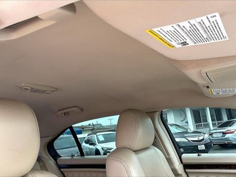 Used 2018 Ford Taurus Limited FWD image 22