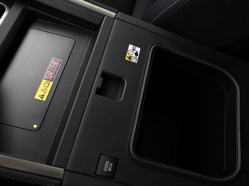 Used 2025 Lexus GX 550 w/ Accessory Package (Z1) image 43