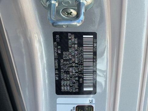 Used 2025 Toyota GR86 Premium w/ Performance Package image 29