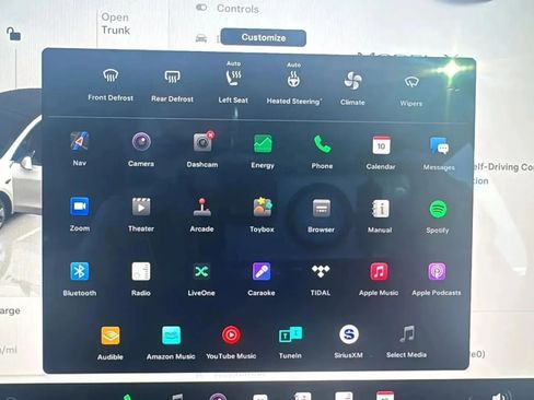 Used 2021 Tesla Model Y Long Range image 14