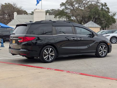 Used 2021 Honda Odyssey Touring image 4