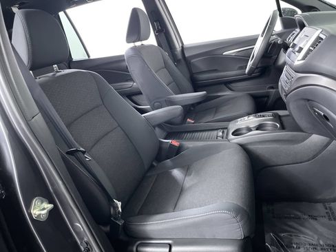 Used 2019 Honda Passport Sport image 23