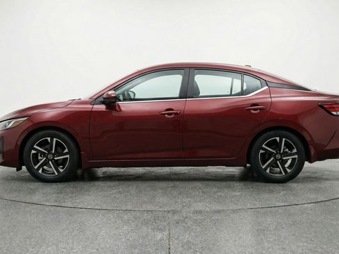 Used 2025 Nissan Sentra SV FWD image 5