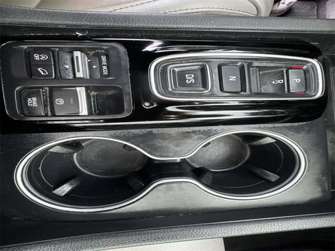 Used 2023 Honda Pilot Touring image 44