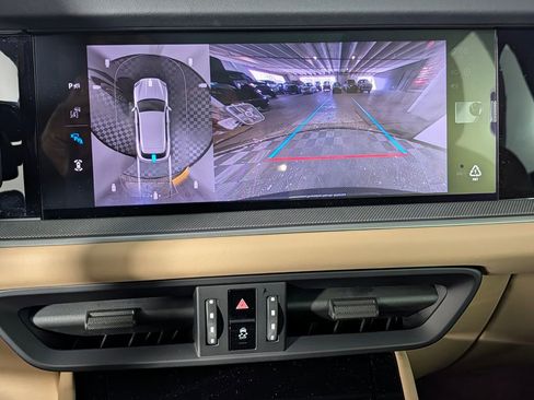 New 2026 Porsche Cayenne image 33