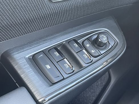 New 2026 Subaru Outback Limited image 16