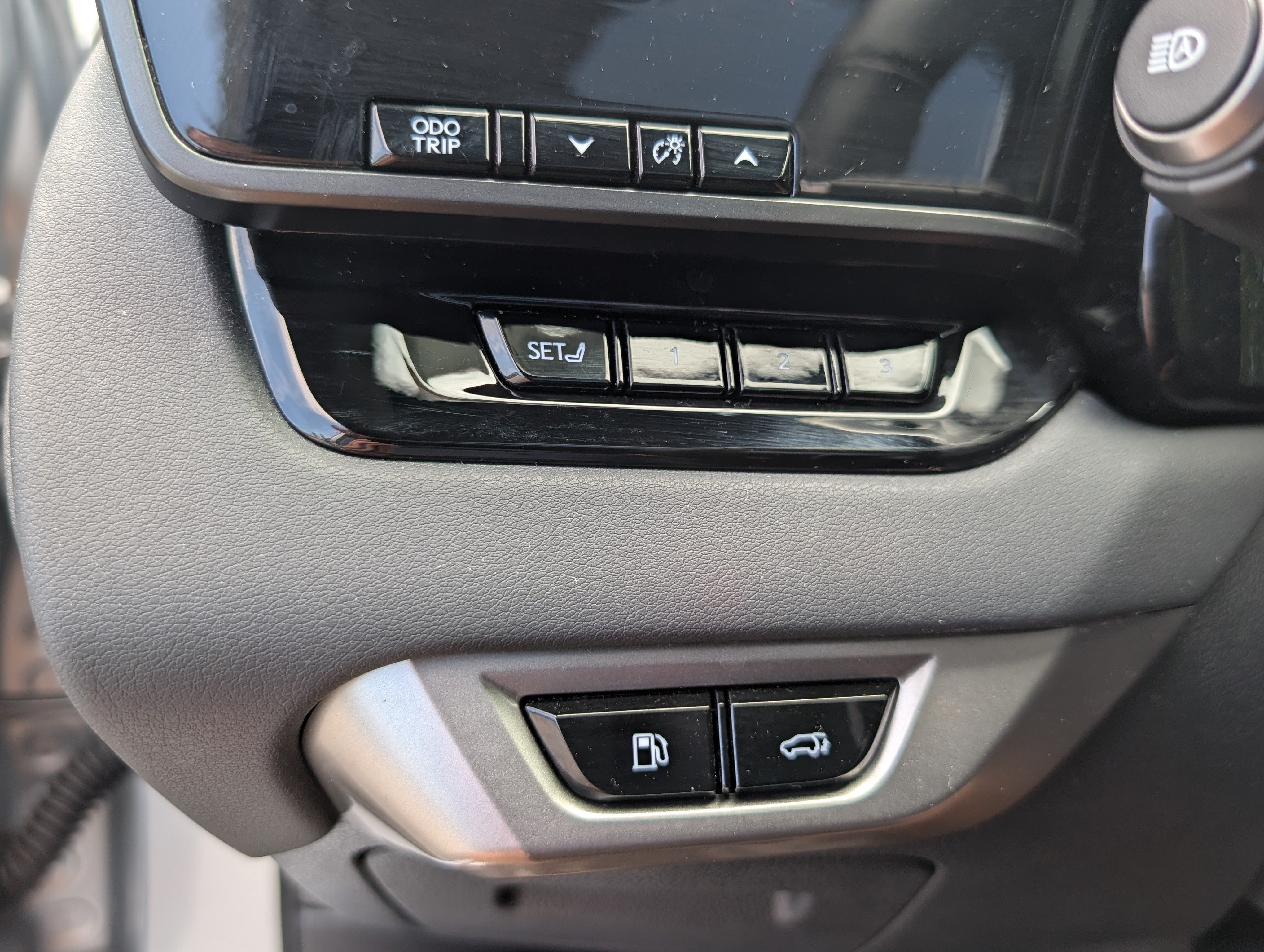 Certified 2024 Lexus RX 350 AWD w/ Convenience Package image 24