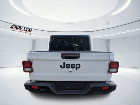 New 2026 Jeep Gladiator Sport image 4