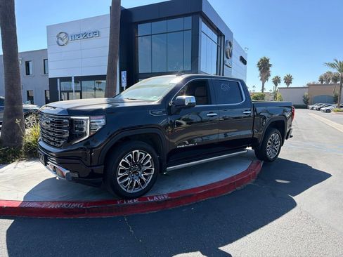 Used 2024 GMC Sierra 1500 Denali Ultimate AWD/4WD image 4