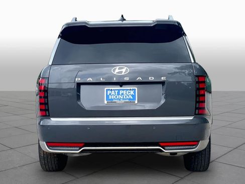 Used 2026 Hyundai Palisade Calligraphy FWD image 4