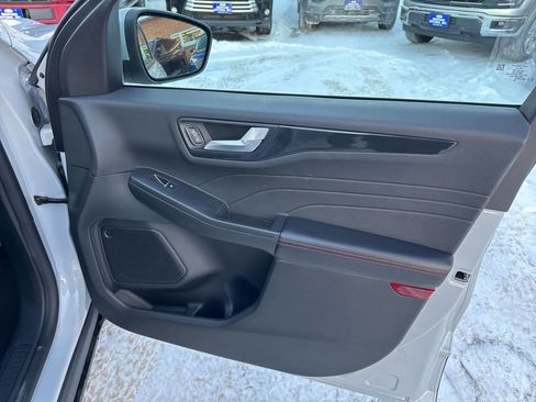 Certified 2025 Ford Escape ST-Line Select image 14