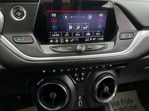 Used 2021 Chevrolet Blazer LT image 22