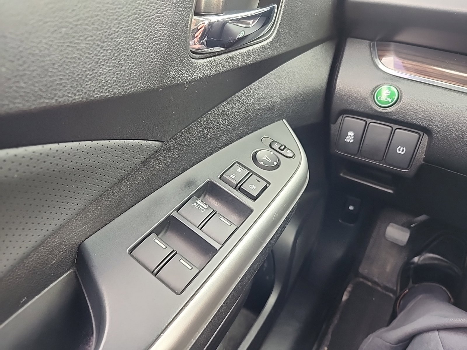 Used 2015 Honda CR-V EX-L image 15