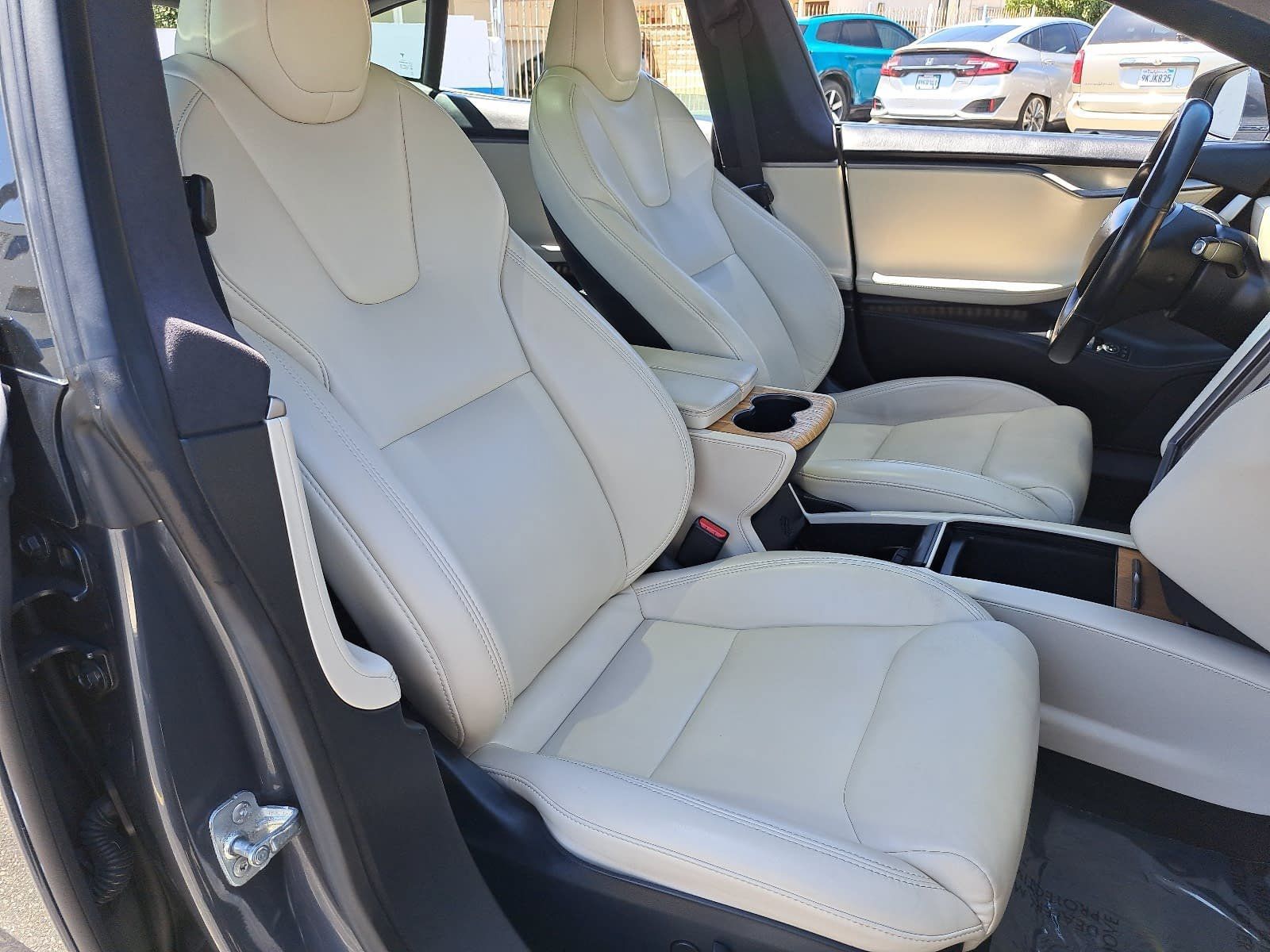 Used 2020 Tesla Model S Long Range Plus AWD/4WD image 10