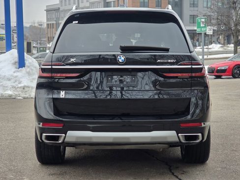 Used 2024 BMW X7 xDrive40i image 5