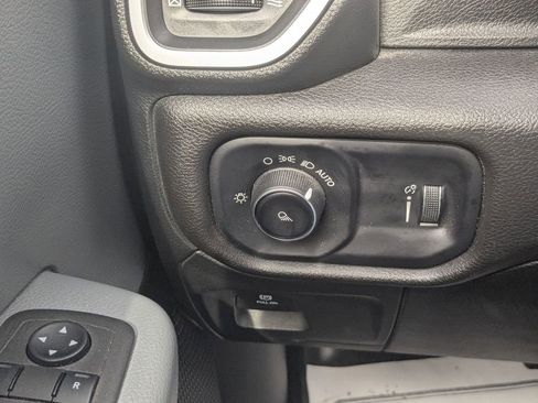 Used 2023 RAM 1500 Big Horn w/ Trailer Tow Group image 18