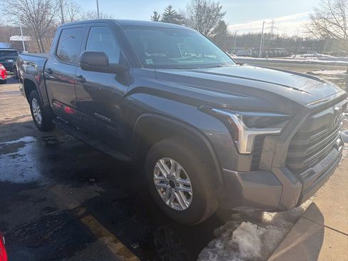 Used 2024 Toyota Tundra SR5 image 6