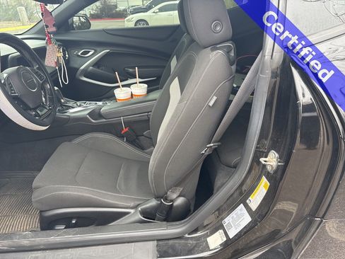 Used 2022 Chevrolet Camaro LT image 5