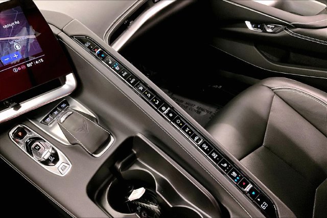 Used 2021 Chevrolet Corvette Stingray Preferred Cpe w/ Battery Protection Package RWD image 29