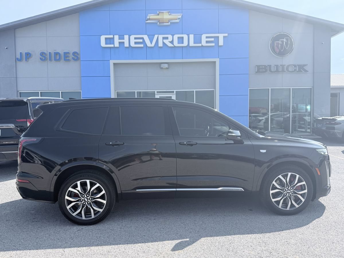 Used 2024 Cadillac XT6 Sport w/ Platinum Package AWD/4WD image 8