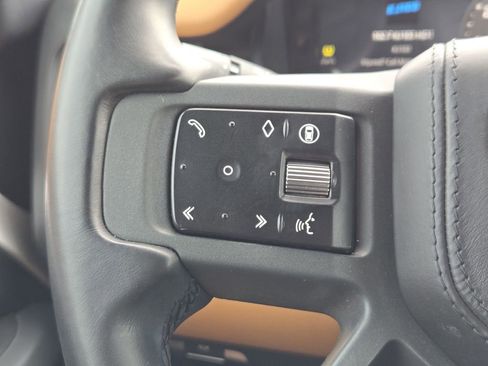 Used 2024 Land Rover Defender 110 X-Dynamic SE AWD/4WD image 23