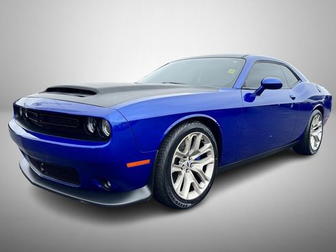Used 2020 Dodge Challenger R/T image 2