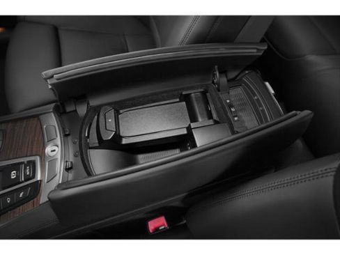 Used 2015 BMW 750Li image 17