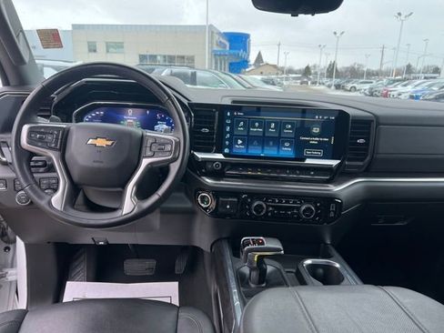 Certified 2025 Chevrolet Silverado 1500 LTZ w/ Technology Package image 23