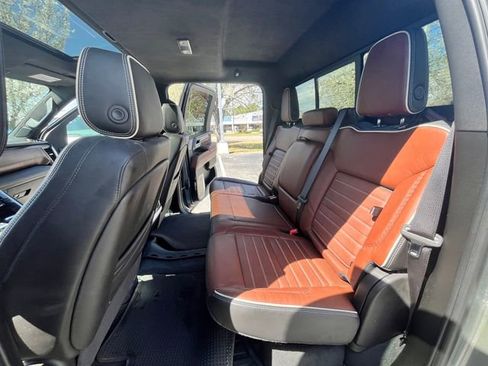 Used 2024 GMC Sierra 2500 Denali Ultimate w/ Max Trailering Package image 11