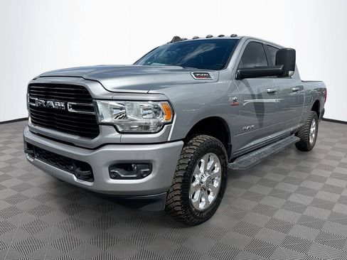 Used 2020 RAM 3500 Big Horn w/ Level 1 Equipment Group AWD/4WD image 4