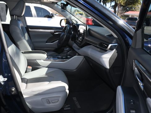 Certified 2020 Toyota Highlander Limited image 22