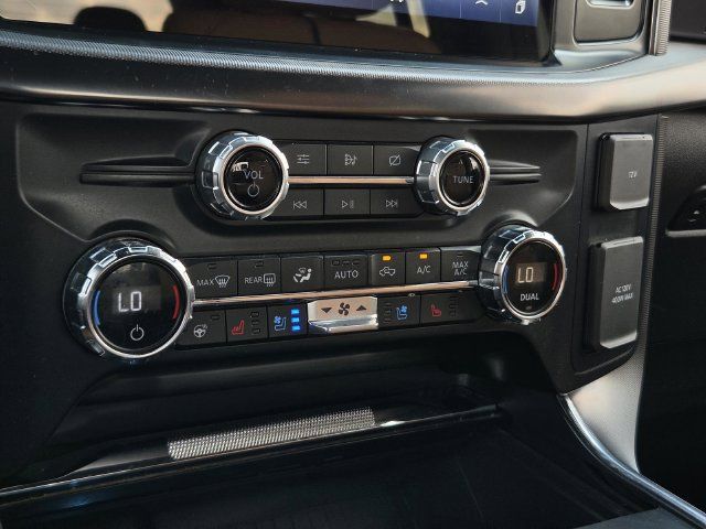 Used 2021 Ford F150 Platinum w/ Equipment Group 701A High AWD/4WD image 18