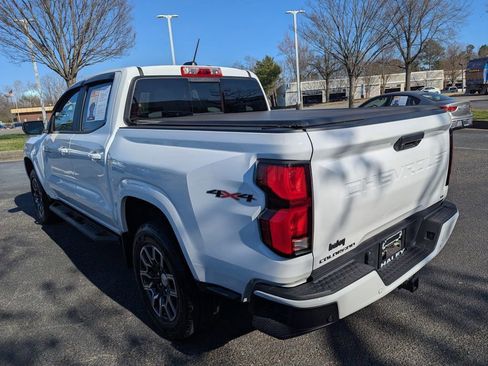 Used 2024 Chevrolet Colorado LT w/ LT Convenience Package III image 6