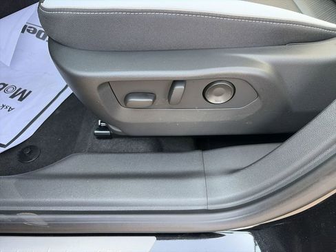 New 2026 Buick Envision Sport Touring AWD/4WD image 18