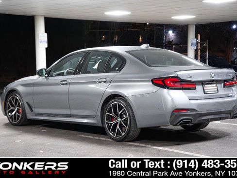 Used 2023 BMW 540i xDrive w/ M Sport Package image 21