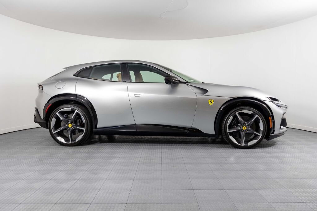 Used 2025 Ferrari Purosangue AWD/4WD image 3
