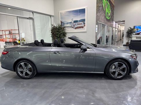 Used 2018 Mercedes-Benz E 400 4MATIC Cabriolet image 5