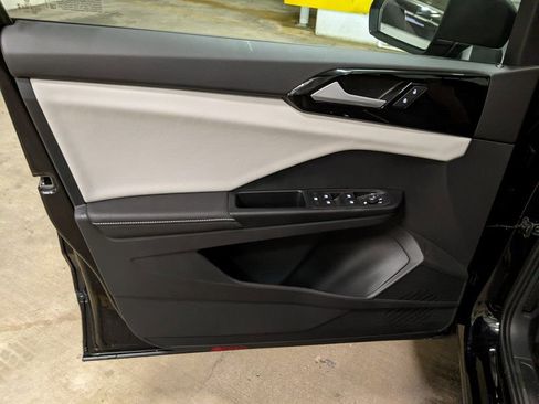 New 2026 Volkswagen Taos S AWD/4WD image 9