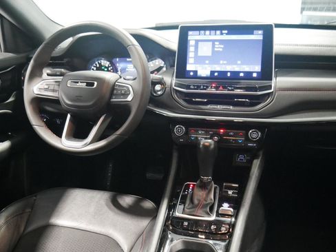 Used 2023 Jeep Compass Trailhawk image 18