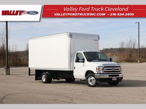 New 2027 Ford E-450 and Econoline 450 Super Duty image 1