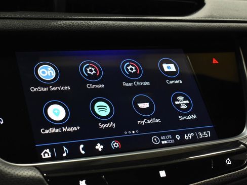 Used 2021 Cadillac XT5 Premium Luxury image 16