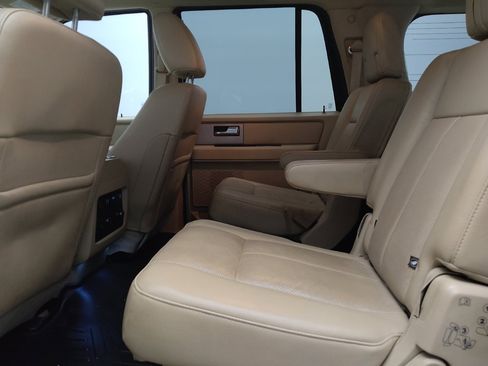 Used 2017 Ford Expedition EL Limited w/ Equipment Group 301A RWD image 18