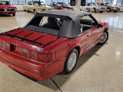 Used 1989 Ford Mustang GT RWD image 34