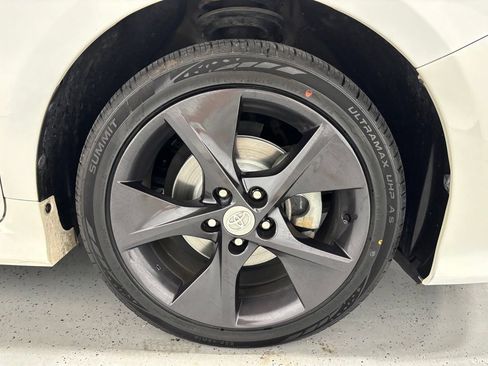 Used 2014 Toyota Camry SE FWD image 60