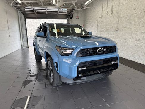 Certified 2026 Toyota 4Runner TRD Sport AWD/4WD image 2