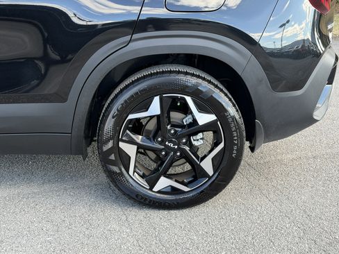 Used 2025 Kia Seltos S image 12
