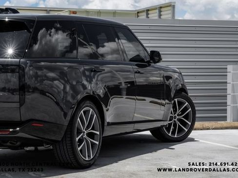 New 2026 Land Rover Range Rover Long Wheelbase SE AWD/4WD image 11