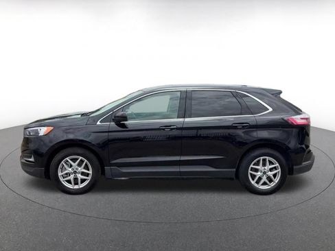 Used 2024 Ford Edge SEL AWD/4WD image 7